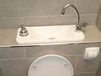 Combiné WC suspendu avec lave-mains compact gain de place WiCi Next - Monsieur W (57) - 2 sur 2